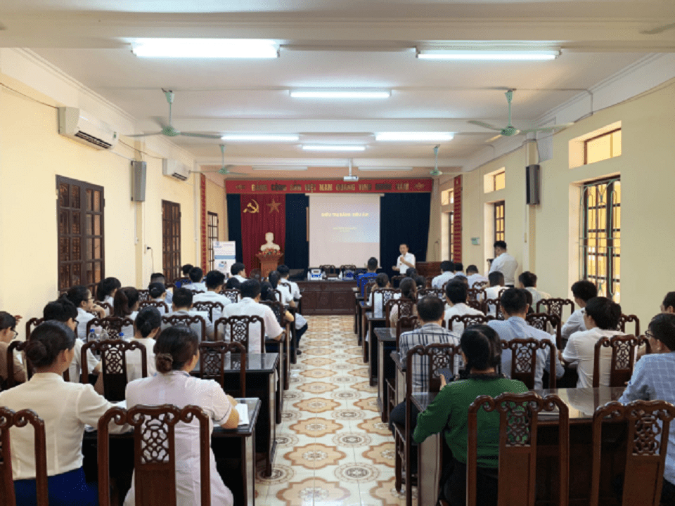 Chương trình đào tạo chuyên sâu VLTL - PHCN với PGS. TS Hà Hoàng Kiệm Dao tao hai minh 04 - Chương trình đào tạo chuyên sâu VLTL - PHCN với PGS. TS Hà Hoàng Kiệm