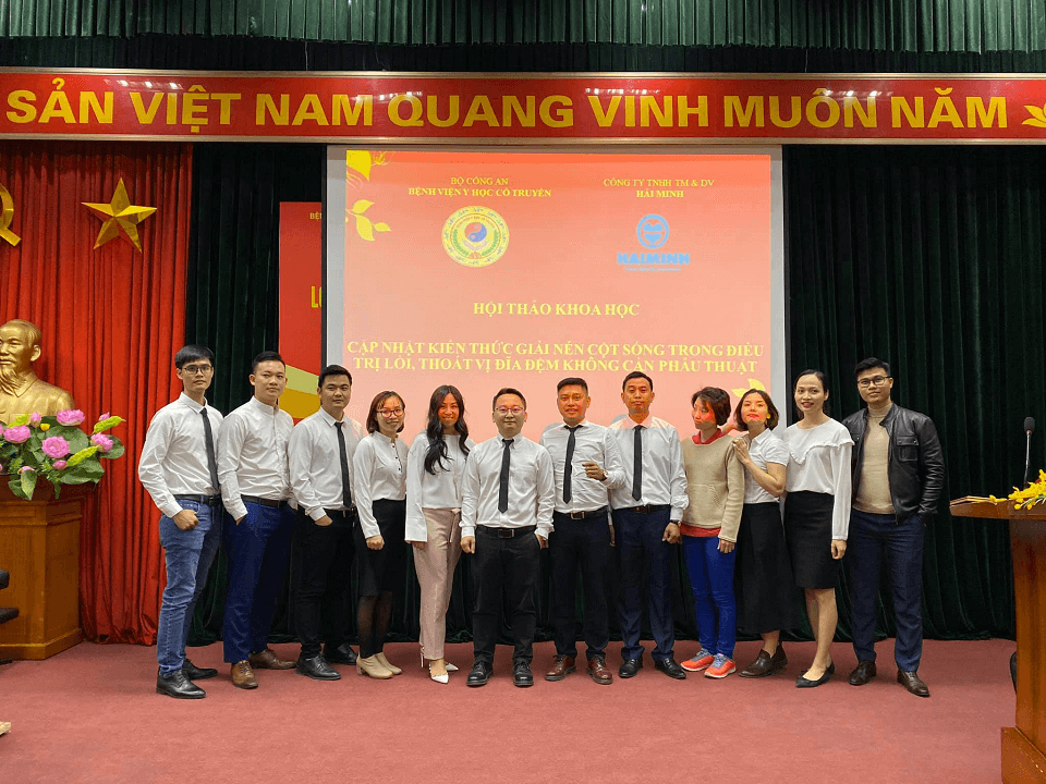 Giải nén cột sống! Lời giải cho điều trị bệnh lý đĩa đệm không xâm lấn Giai nen cot song 01 - Giải nén cột sống! Lời giải cho điều trị bệnh lý đĩa đệm không xâm lấn