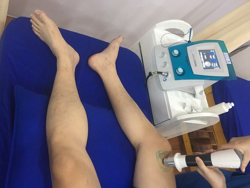 Điều trị bằng sóng xung kích: Cơ chế và tác dụng như thế nào? song xung kich dieu tri 1 - Điều trị bằng sóng xung kích: Cơ chế và tác dụng như thế nào?