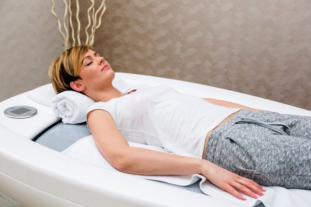 Bon thuy tri lieu massage kho AQUAI 3 - Massage rung động và những lợi ích tới cơ thể con người