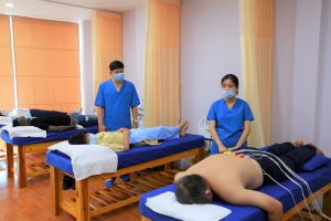 6 Liệu pháp massage trị đau thần kinh tọa hiệu quả