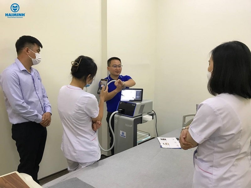 Thiết bị ứng dụng trong điều trị vật lý trị liệu thoát vị đĩa đệm vat ly tri lieu cho benh thoat vi dia dem - Thiết bị ứng dụng trong điều trị vật lý trị liệu thoát vị đĩa đệm
