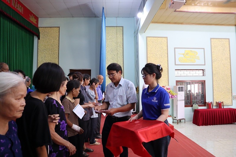 tu thien dong lo bac giang 13 - Đem y&ecirc;u thương tới qu&ecirc; hương Đ&ocirc;ng Lỗ - Hiệp H&ograve;a - Bắc Giang