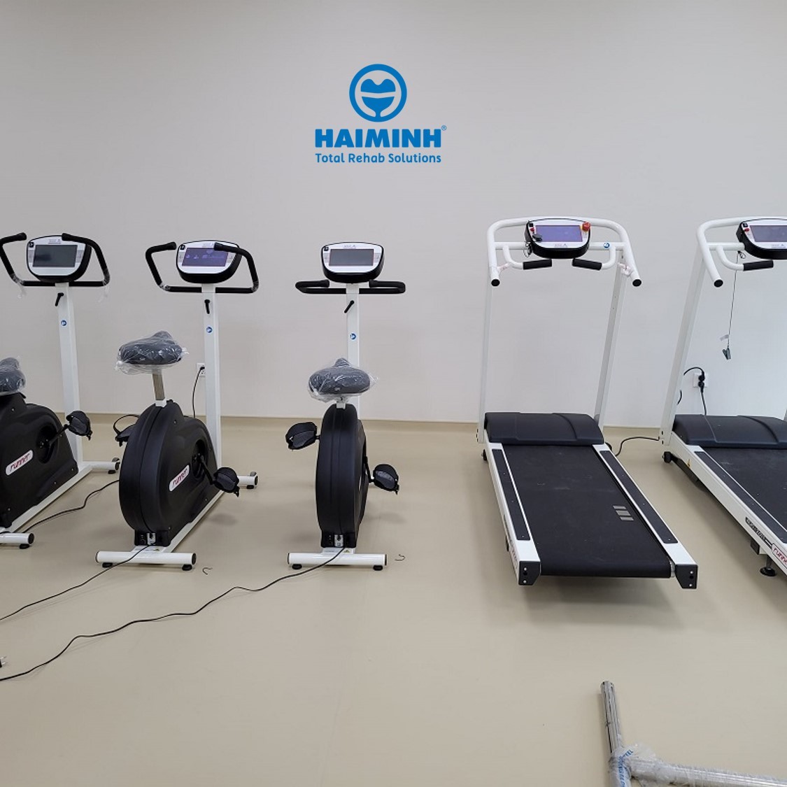 ban giao loat thiet bi tap van dong danh gia do luong 4 - B&agrave;n giao loạt thiết bị tập vận động, đ&aacute;nh gi&aacute; - đo lường tại bệnh viện