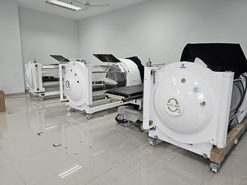 ban giao thiet bi 13 - B&agrave;n giao thiết bị c&ocirc;ng nghệ cao v&agrave; hệ thống oxy cao &aacute;p cho Bệnh viện Qu&acirc;n Y 87