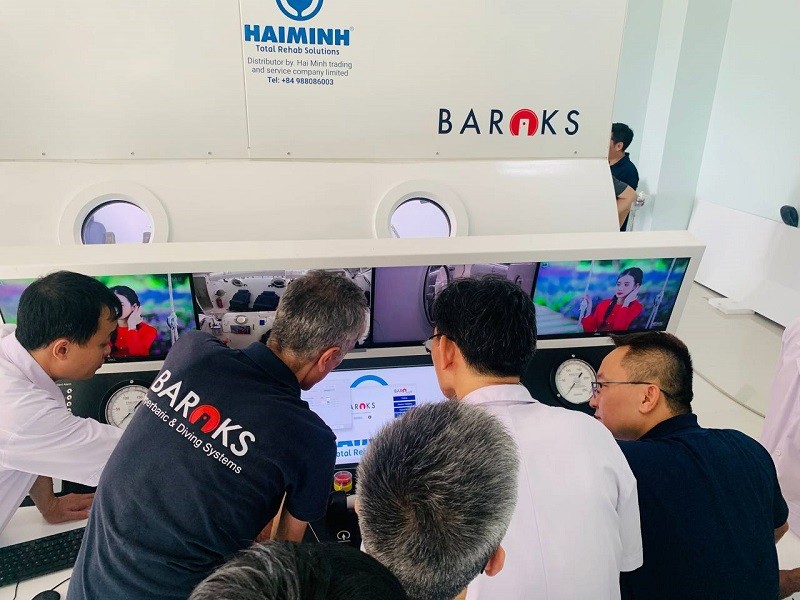 ban giao thiet bi 22 - B&agrave;n giao thiết bị c&ocirc;ng nghệ cao v&agrave; hệ thống oxy cao &aacute;p cho Bệnh viện Qu&acirc;n Y 87