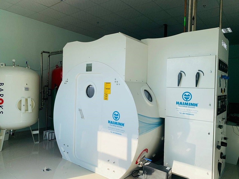 ban giao thiet bi 28 - B&agrave;n giao thiết bị c&ocirc;ng nghệ cao v&agrave; hệ thống oxy cao &aacute;p cho Bệnh viện Qu&acirc;n Y 87