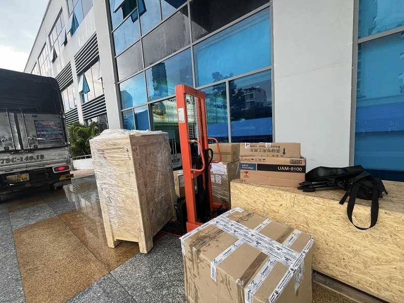 ban giao thiet bi 3 - B&agrave;n giao thiết bị c&ocirc;ng nghệ cao v&agrave; hệ thống oxy cao &aacute;p cho Bệnh viện Qu&acirc;n Y 87