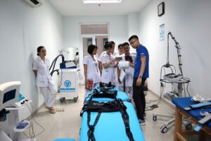 Ban-giam-ap-cot-song-da-chieu-platinium-2 Ban-giam-ap-cot-song-da-chieu-platinium-2