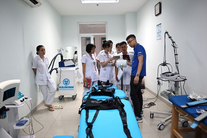 ban giam ap cot song da chieu platinium 2 - Platinium - B&agrave;n giảm &aacute;p cột sống đa chiều