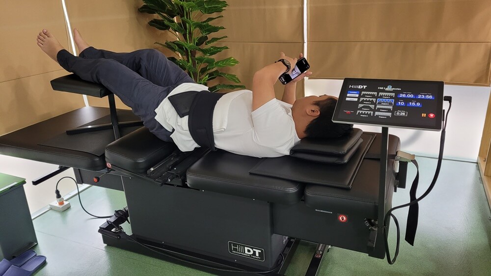 giuong giam ap cot song hill dt - Top 5 mẫu giường k&eacute;o gi&atilde;n cột sống lưng v&agrave; cổ