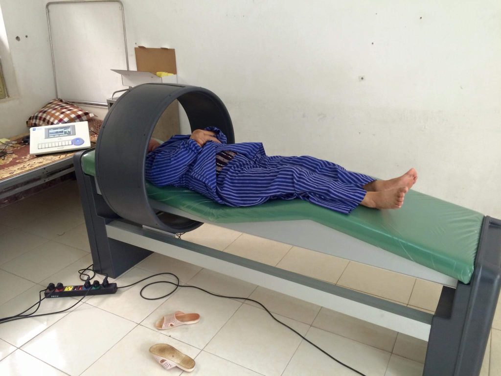 quy trinh dieu tri bang tu truong va nhung luu y 2 1024x768 - Quy tr&igrave;nh điều trị bằng từ trường v&agrave; những lưu &yacute;