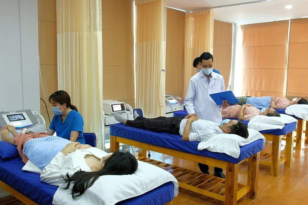 vat ly tri lieu 4 1024x683 - Giải đ&aacute;p 10 c&acirc;u hỏi thường gặp về vật l&yacute; trị liệu