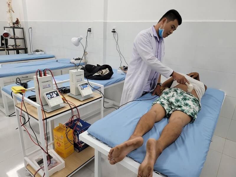 sieu am tri lieu - 3 Phương ph&aacute;p chữa tho&aacute;i h&oacute;a đốt sống cổ, lưng