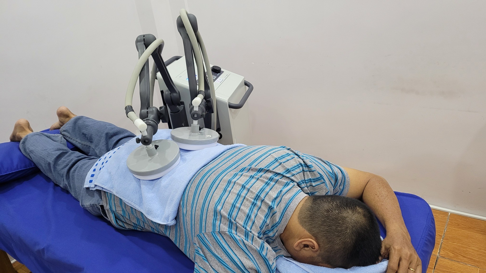 hội chứng hẹp ống sống thắt lưng