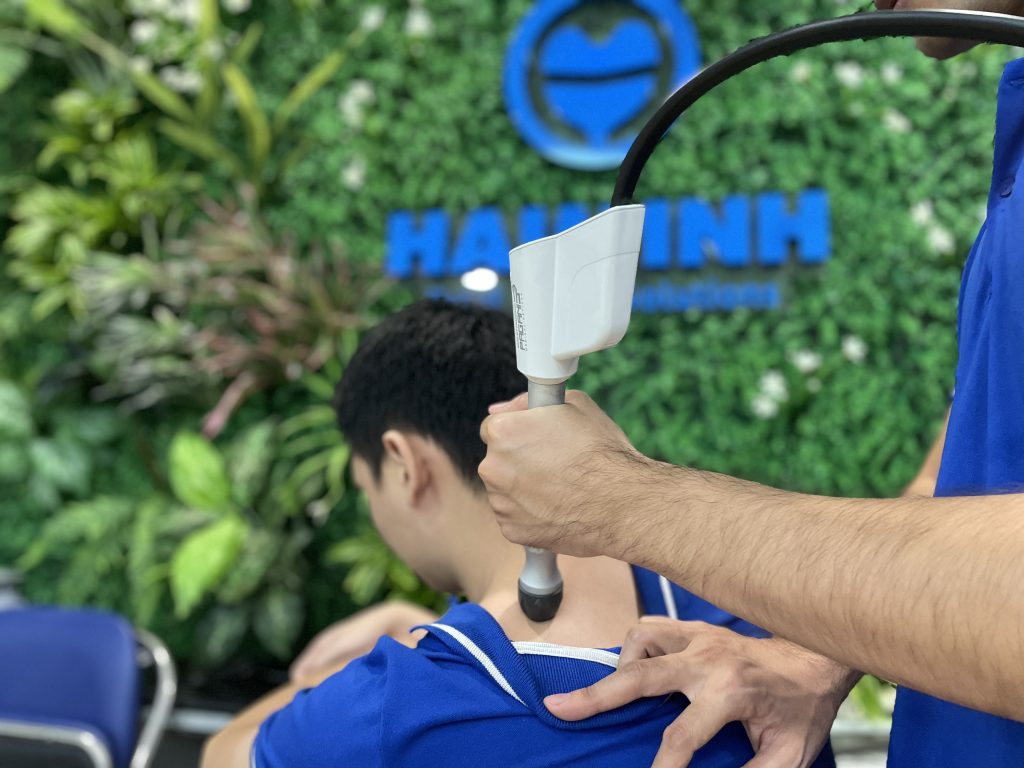 may sung kich tri lieu 1024x768 - Điều trị vi&ecirc;m khớp ức đ&ograve;n