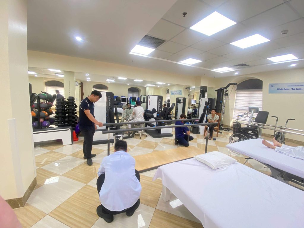 phuc hoi chuc nang chan thuong ong quyen 2 1024x768 - Phục hồi chức năng chấn thương ống quyển